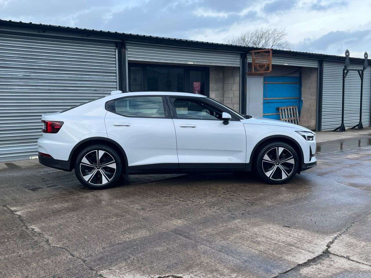 A 2022 POLESTAR POLESTAR 2 Single Motor 78kWh Long Range Fastback 5dr Electric Auto FWD (231 ps) A 2022 POLESTAR POLESTAR 2 Single Motor 78kWh Long Range Fastback 5dr Electric Auto FWD (231 ps)