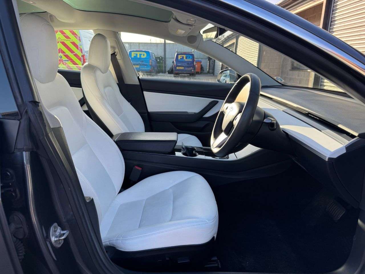 2019 TESLA MODEL 3 2019 TESLA MODEL 3