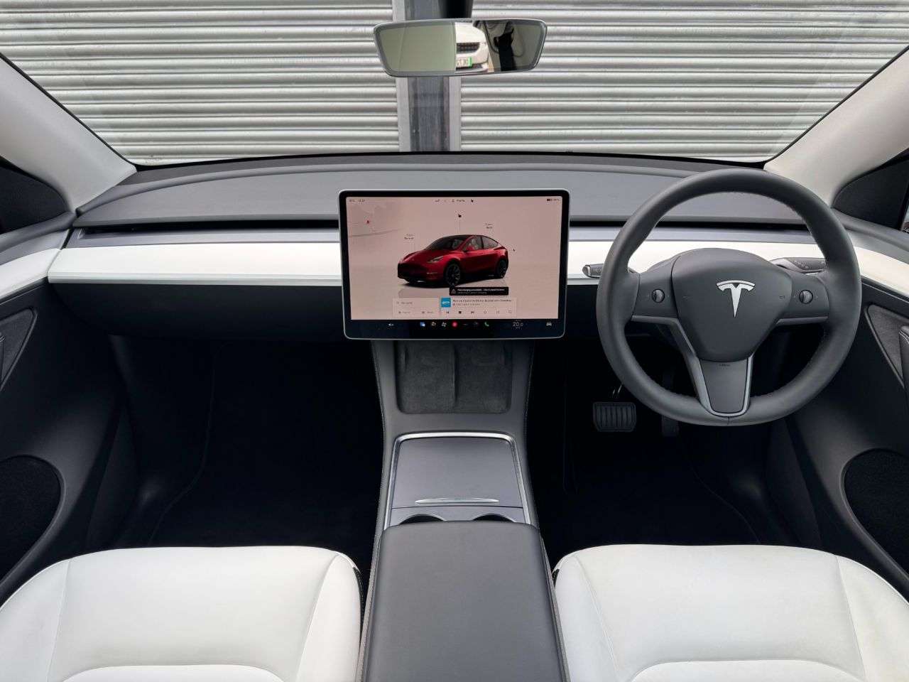 A 2022 TESLA MODEL Y (Dual Motor) Long Range SUV 5dr Electric Auto 4WDE (384 bhp) A 2022 TESLA MODEL Y (Dual Motor) Long Range SUV 5dr Electric Auto 4WDE (384 bhp)