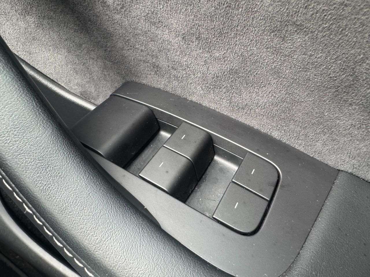 2022 TESLA MODEL Y 2022 TESLA MODEL Y