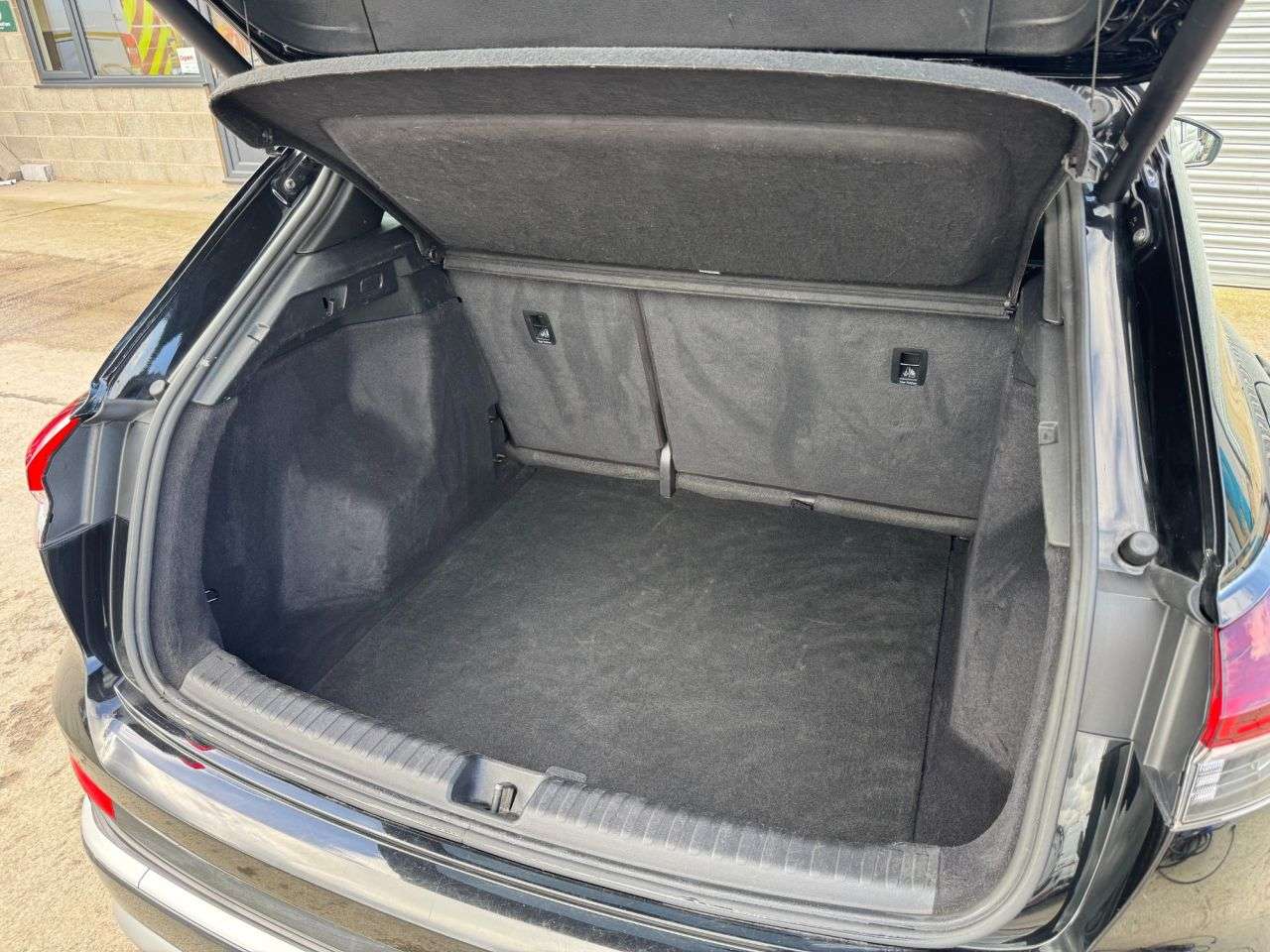 2022 AUDI Q4 E-TRON 2022 AUDI Q4 E-TRON