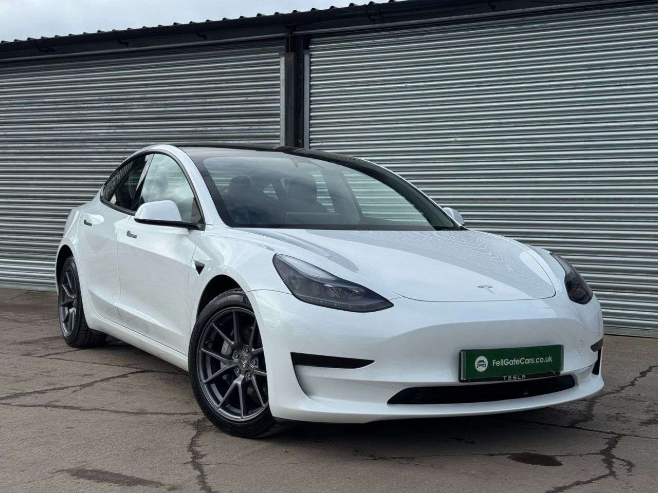 A 2022 TESLA MODEL 3 Saloon 4dr Electric Auto RWD (241 bhp) A 2022 TESLA MODEL 3 Saloon 4dr Electric Auto RWD (241 bhp)