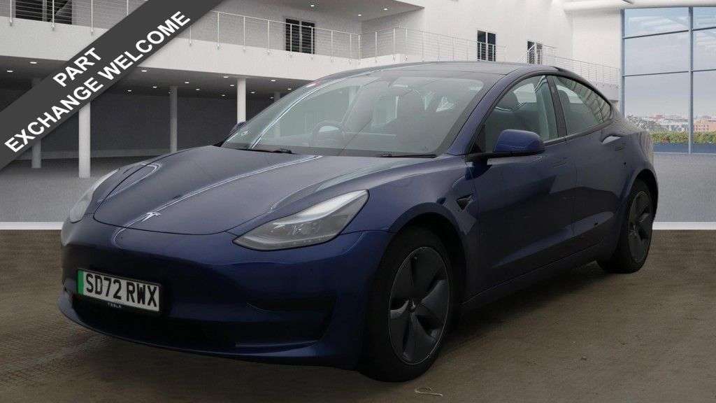 A 2022 TESLA MODEL 3 Saloon 4dr Electric Auto RWD (241 bhp) A 2022 TESLA MODEL 3 Saloon 4dr Electric Auto RWD (241 bhp)