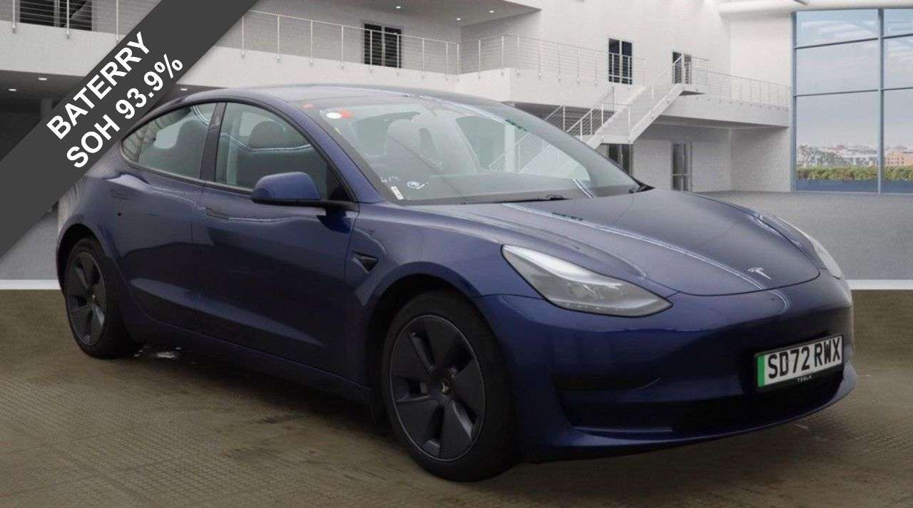 A 2022 TESLA MODEL 3 Saloon 4dr Electric Auto RWD (241 bhp) A 2022 TESLA MODEL 3 Saloon 4dr Electric Auto RWD (241 bhp)