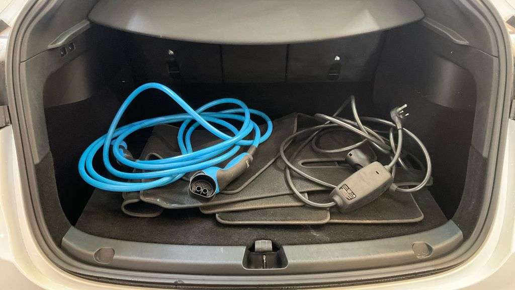 2023 TESLA MODEL Y 2023 TESLA MODEL Y