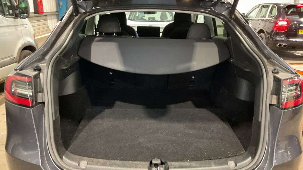 2023 TESLA MODEL Y 2023 TESLA MODEL Y