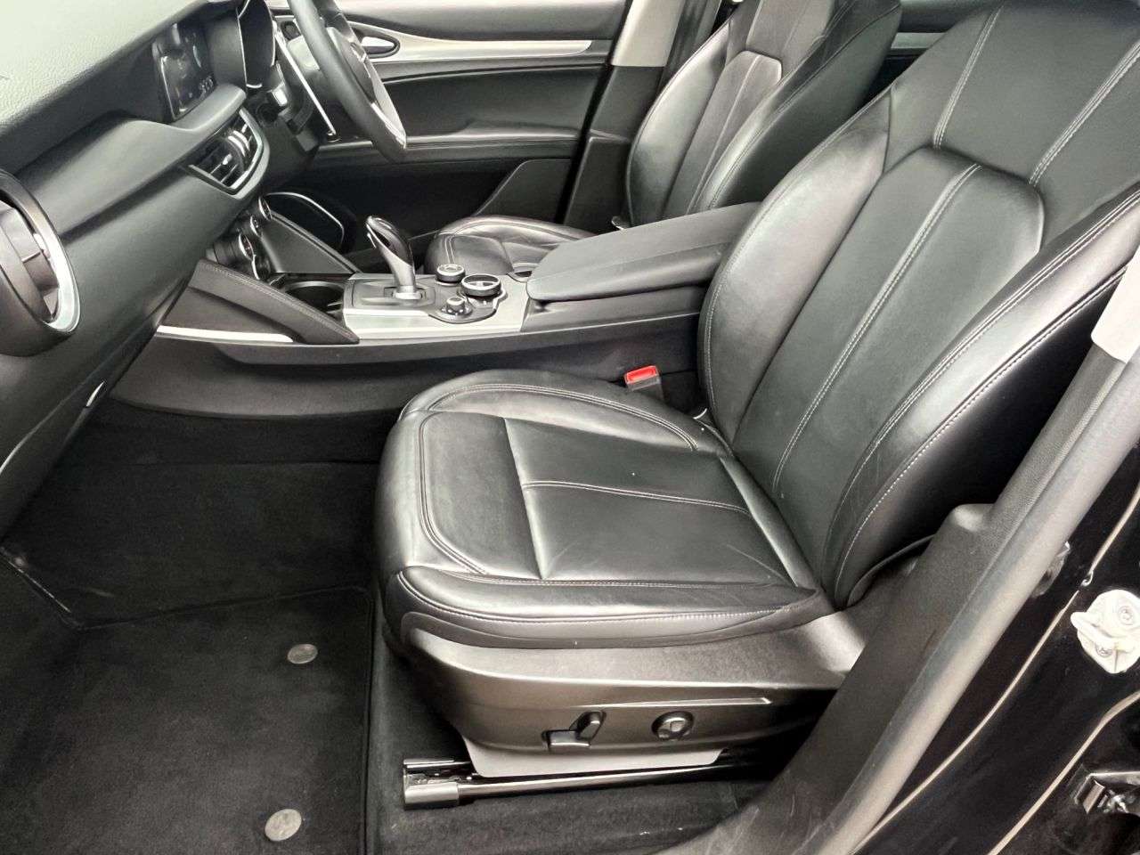 2019 ALFA ROMEO STELVIO 2019 ALFA ROMEO STELVIO