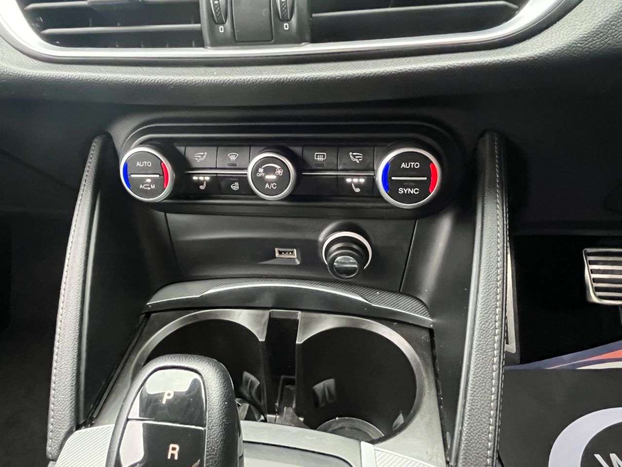 2019 ALFA ROMEO STELVIO 2019 ALFA ROMEO STELVIO