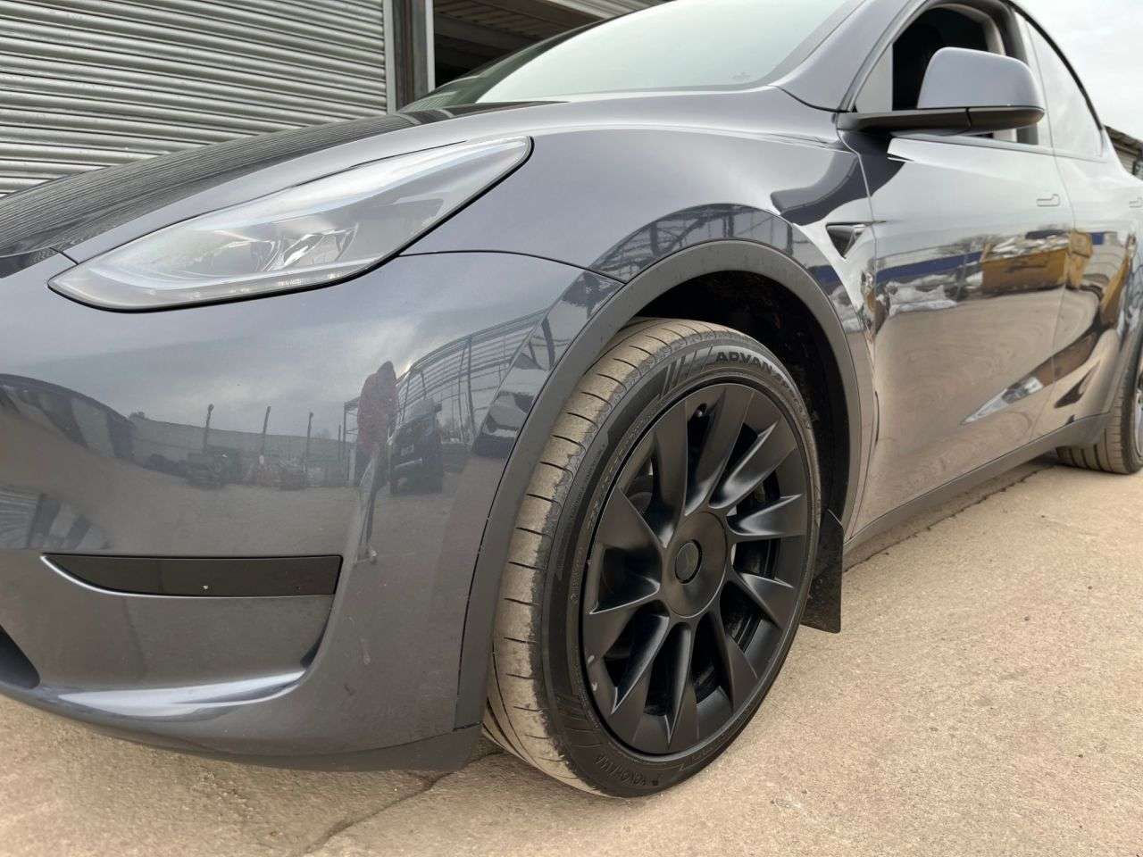 2023 TESLA MODEL Y 2023 TESLA MODEL Y