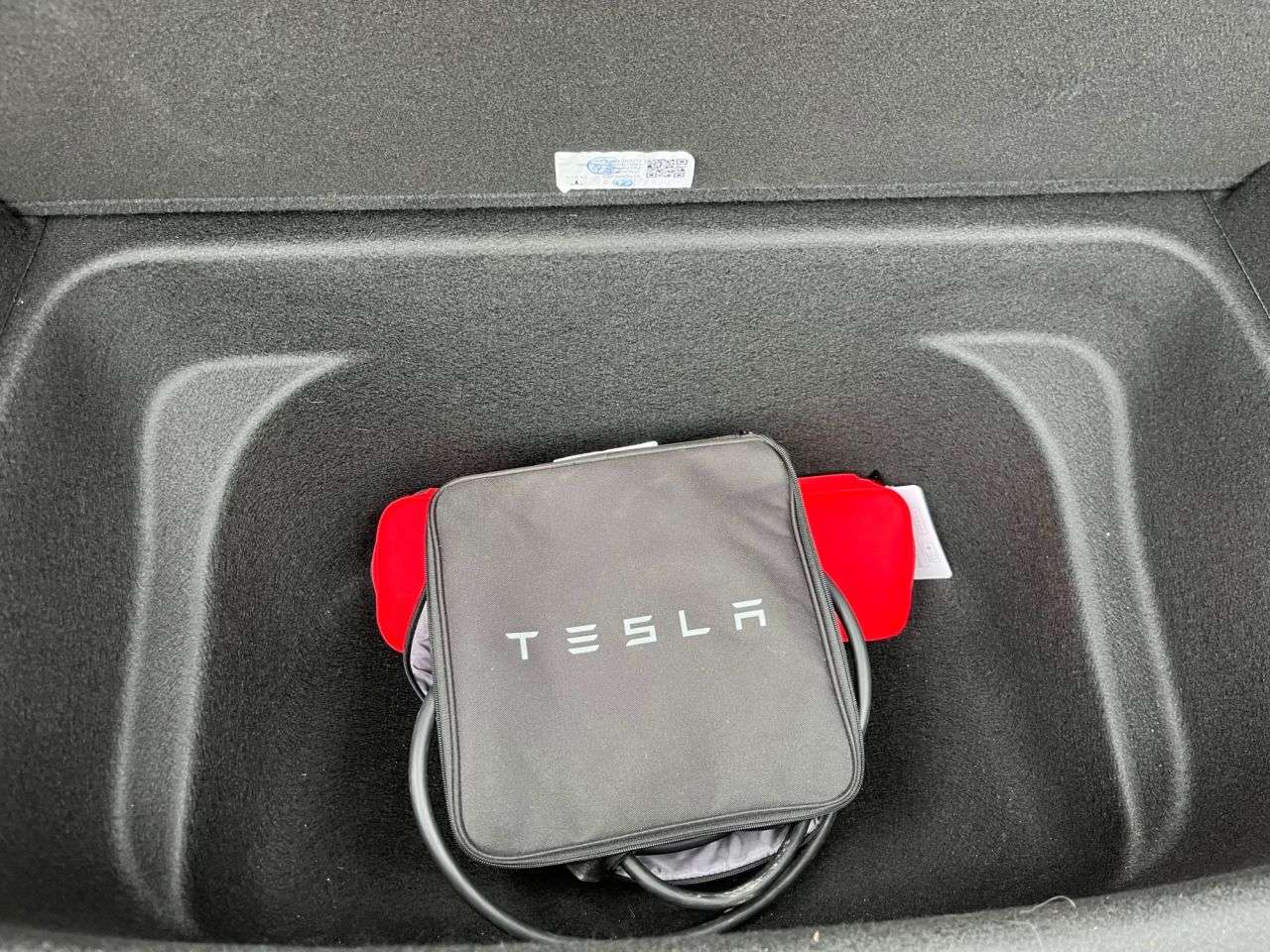 2023 TESLA MODEL Y 2023 TESLA MODEL Y