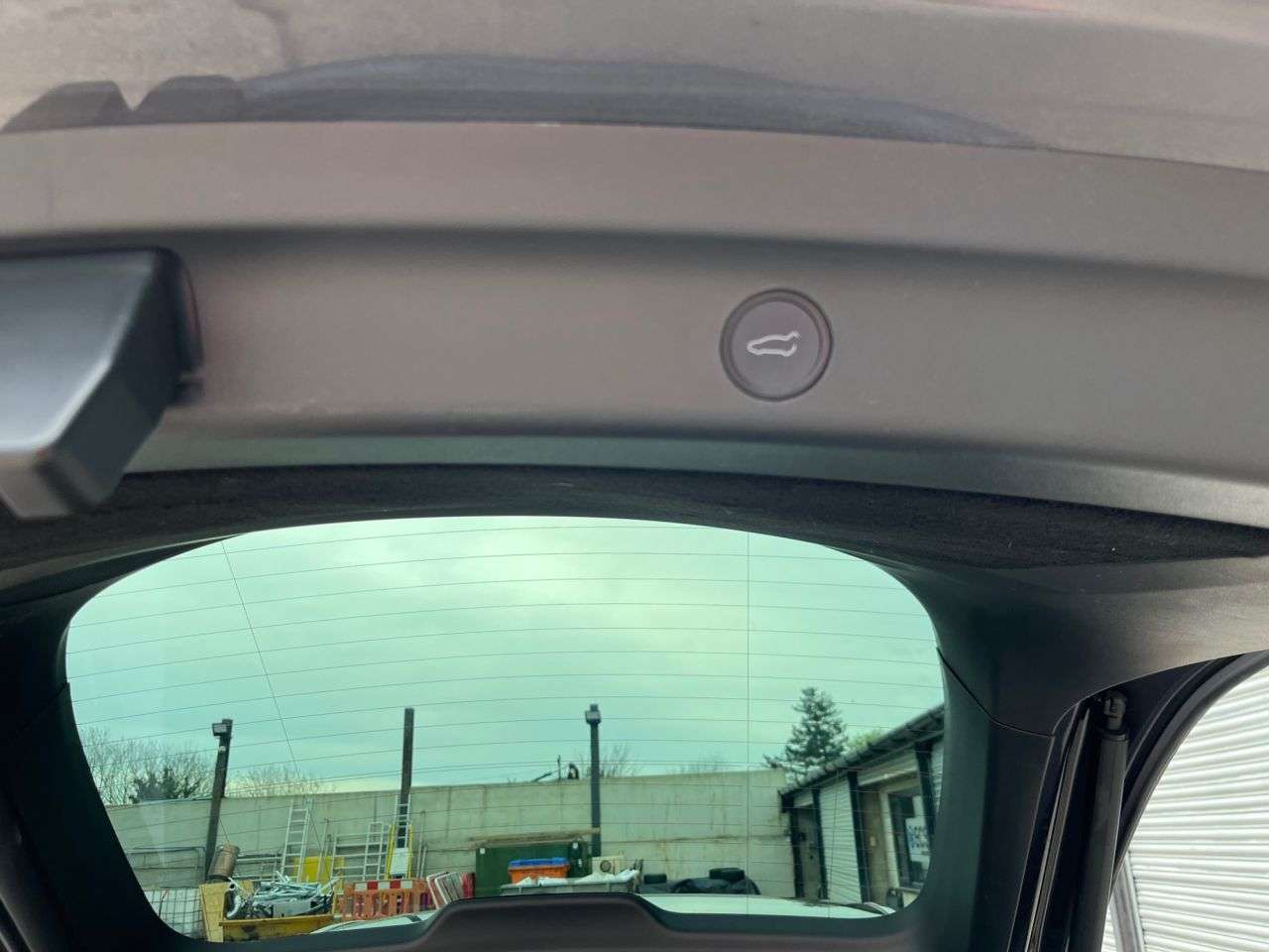 2023 TESLA MODEL Y 2023 TESLA MODEL Y