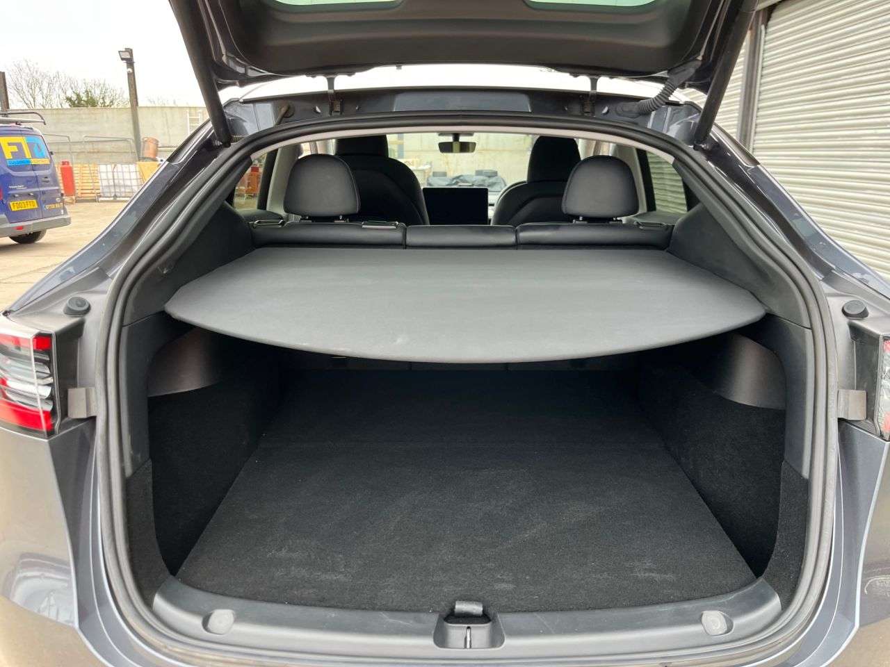 2023 TESLA MODEL Y 2023 TESLA MODEL Y