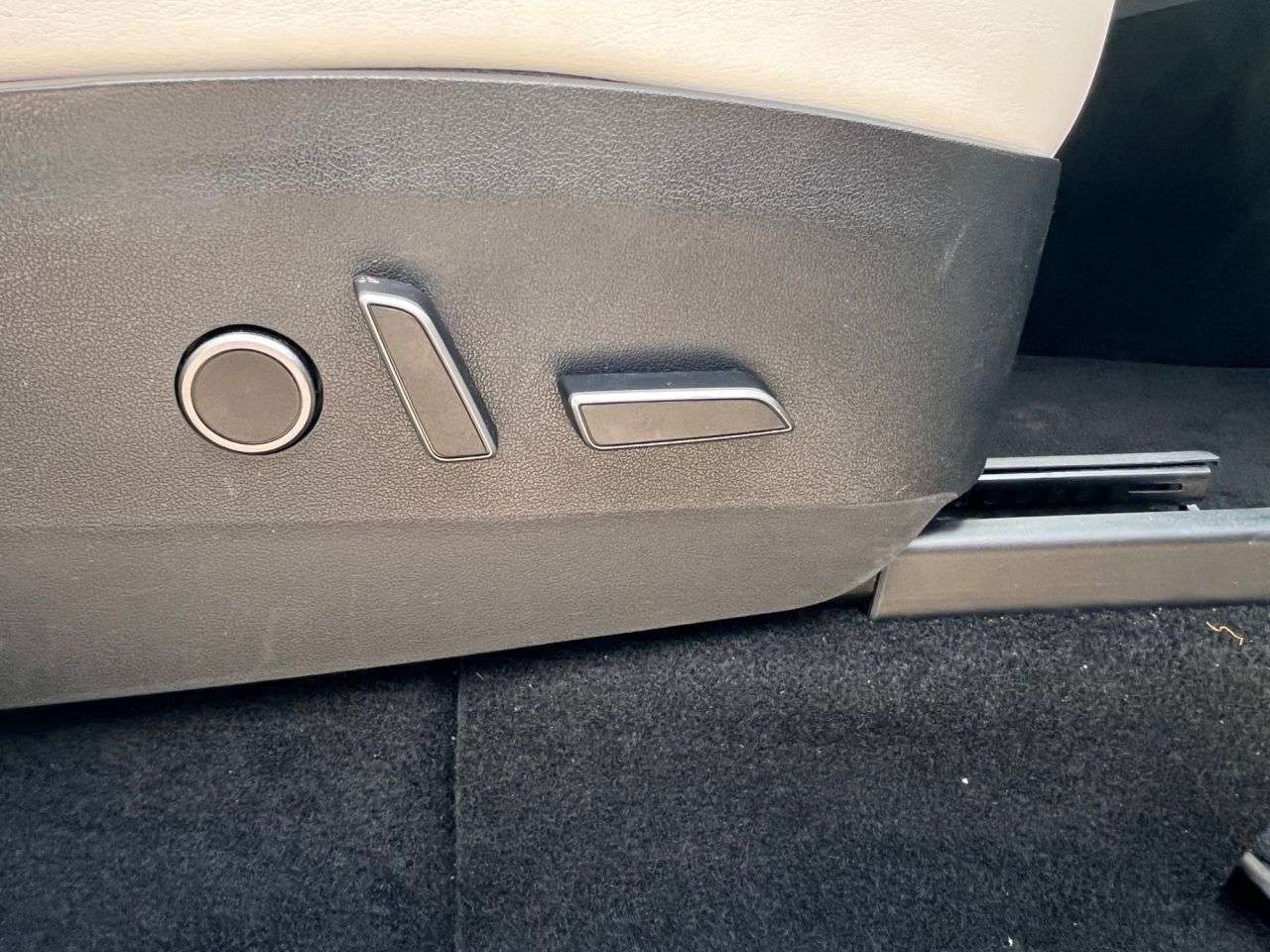 2023 TESLA MODEL Y 2023 TESLA MODEL Y