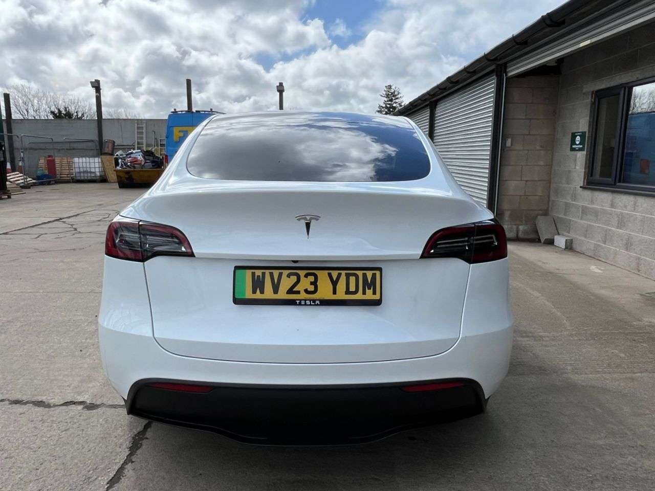 2023 TESLA MODEL Y 2023 TESLA MODEL Y