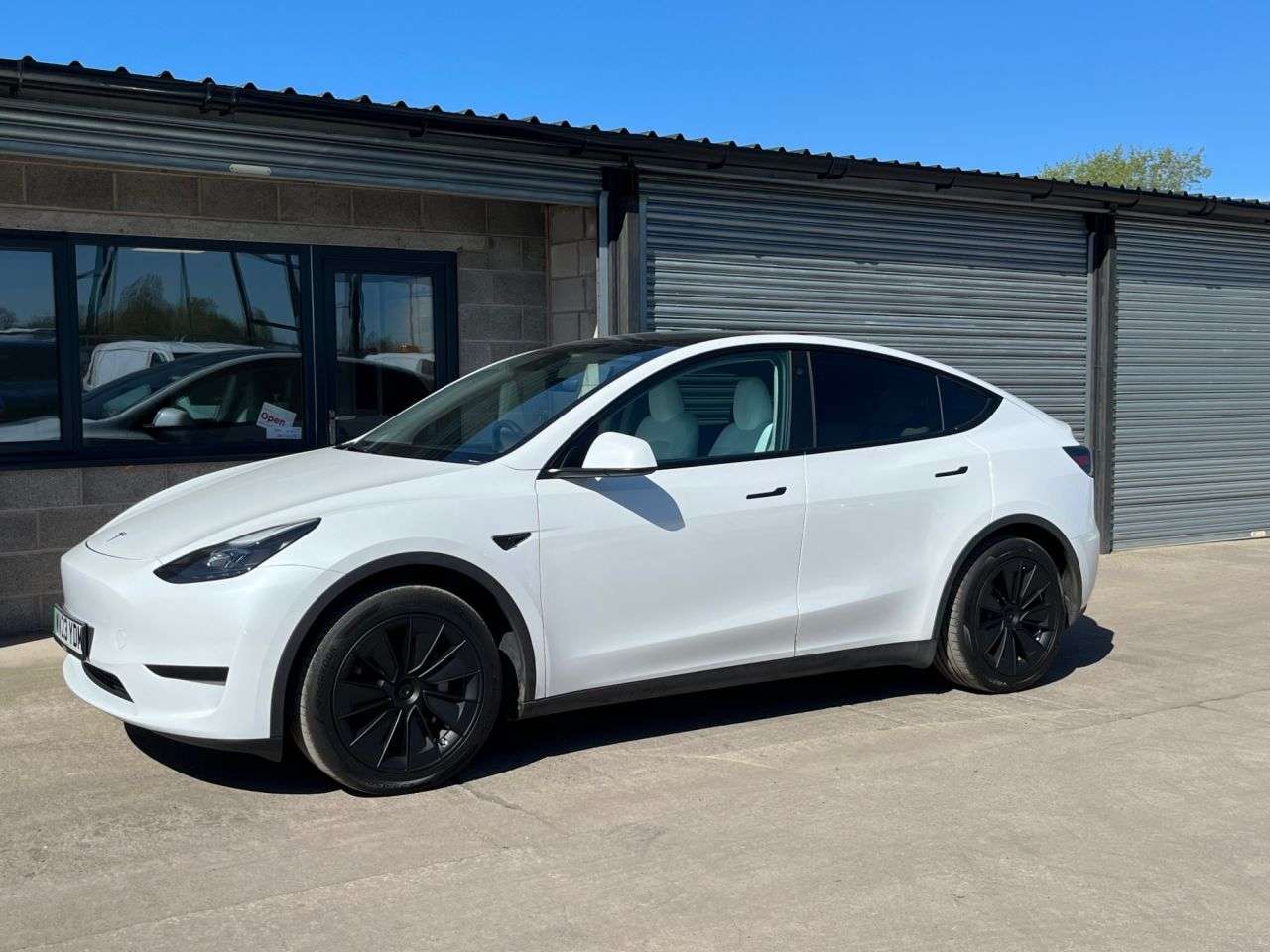 2023 TESLA MODEL Y 2023 TESLA MODEL Y