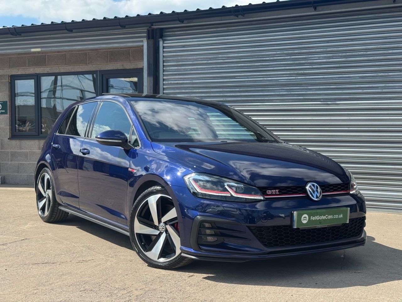 A 2018 VOLKSWAGEN GOLF 2.0 TSI GTI Performance Hatchback 5dr Petrol Manual Euro 6 (s/s) (245 ps) A 2018 VOLKSWAGEN GOLF 2.0 TSI GTI Performance Hatchback 5dr Petrol Manual Euro 6 (s/s) (245 ps)