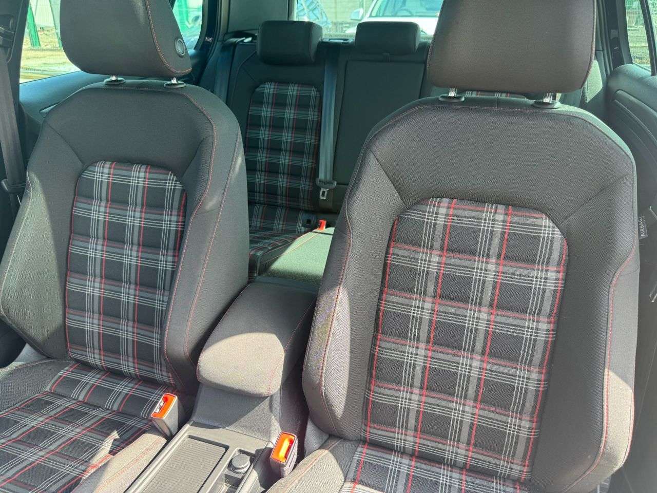 2018 VOLKSWAGEN GOLF 2018 VOLKSWAGEN GOLF