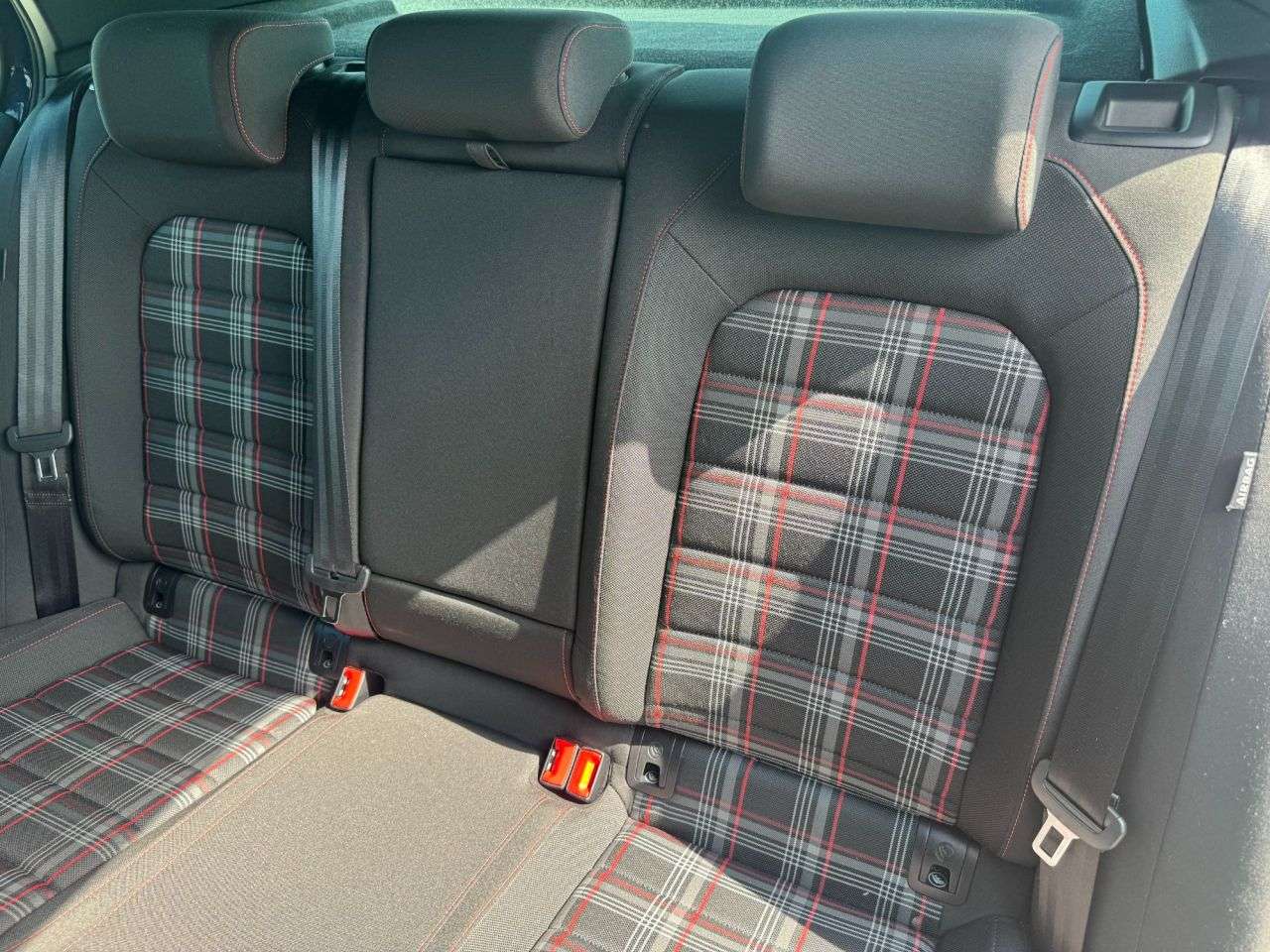 2018 VOLKSWAGEN GOLF 2018 VOLKSWAGEN GOLF