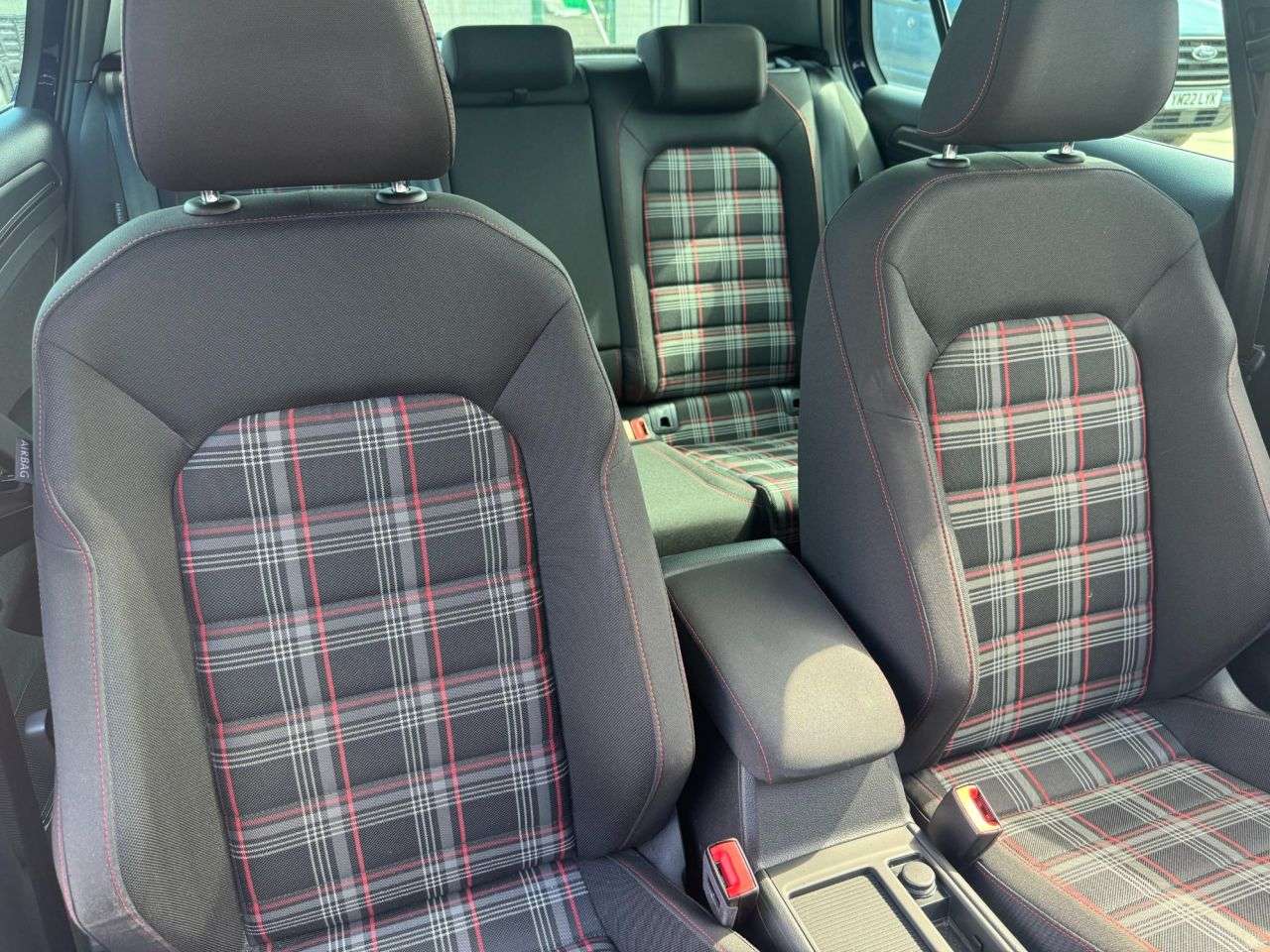 2018 VOLKSWAGEN GOLF 2018 VOLKSWAGEN GOLF