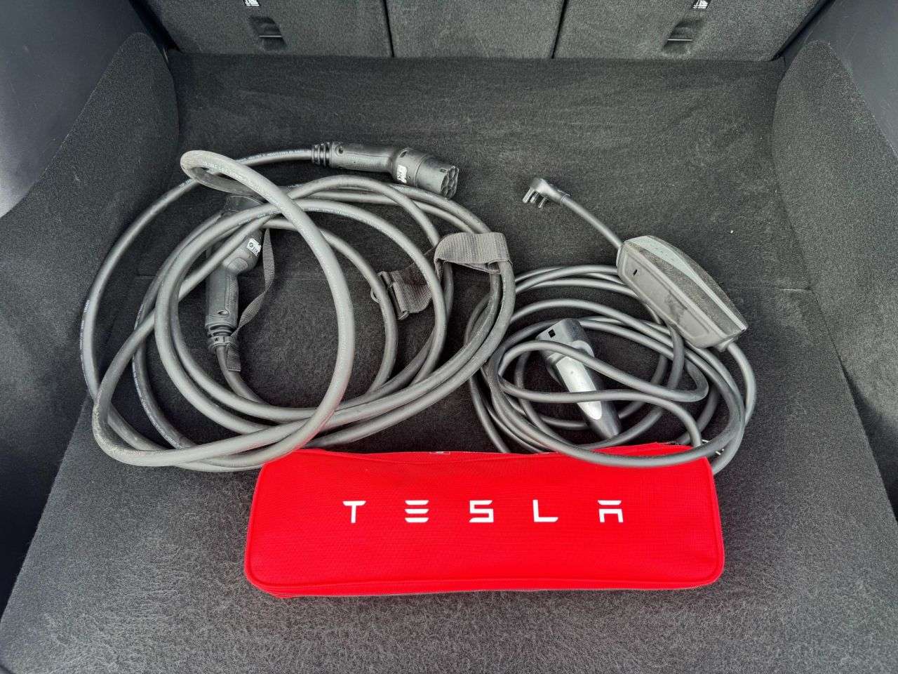 2023 TESLA MODEL Y 2023 TESLA MODEL Y