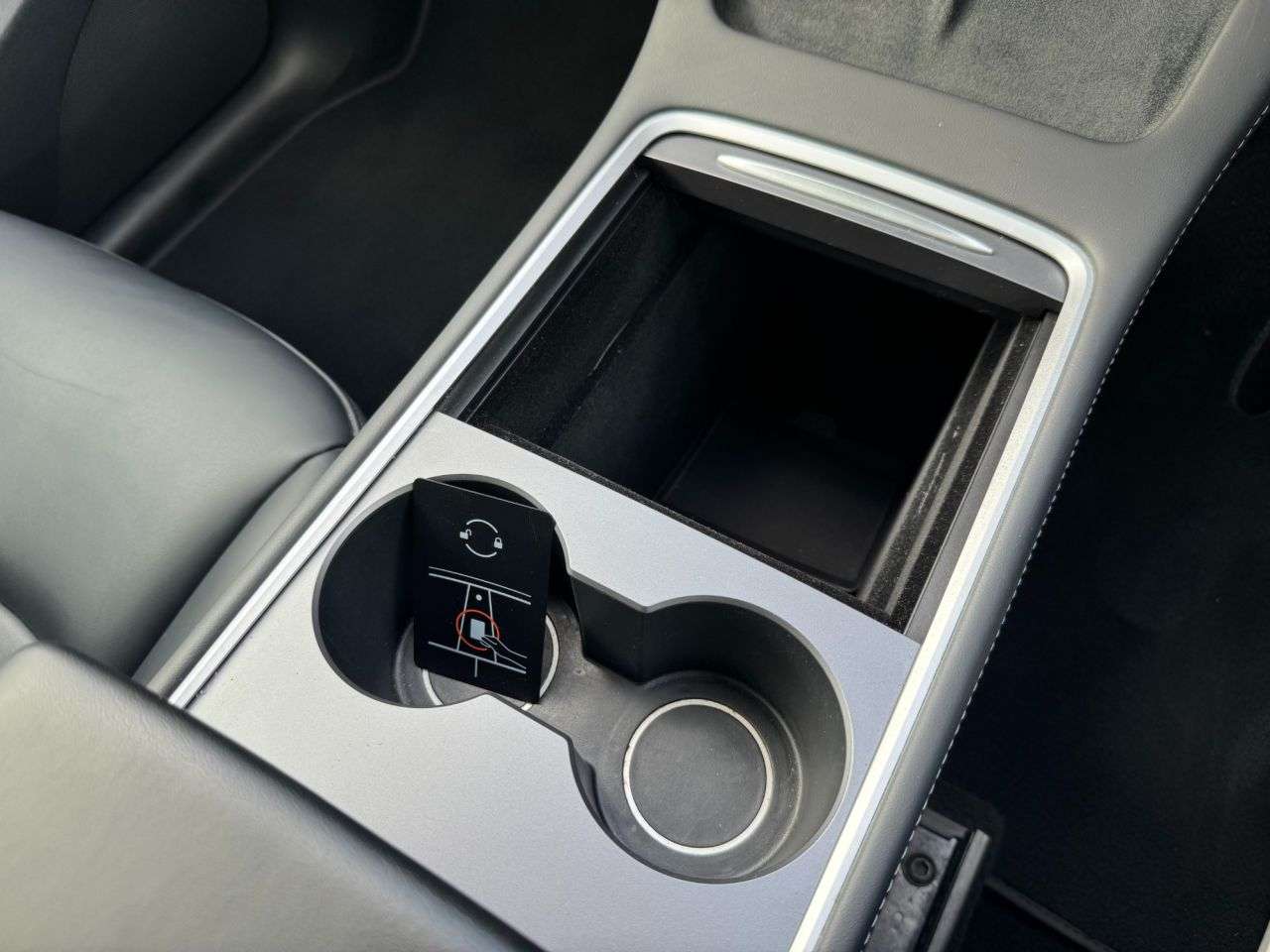 2023 TESLA MODEL Y 2023 TESLA MODEL Y