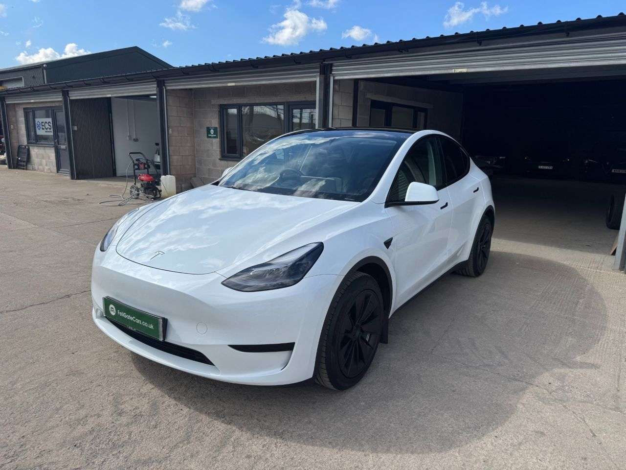 2023 TESLA MODEL Y 2023 TESLA MODEL Y