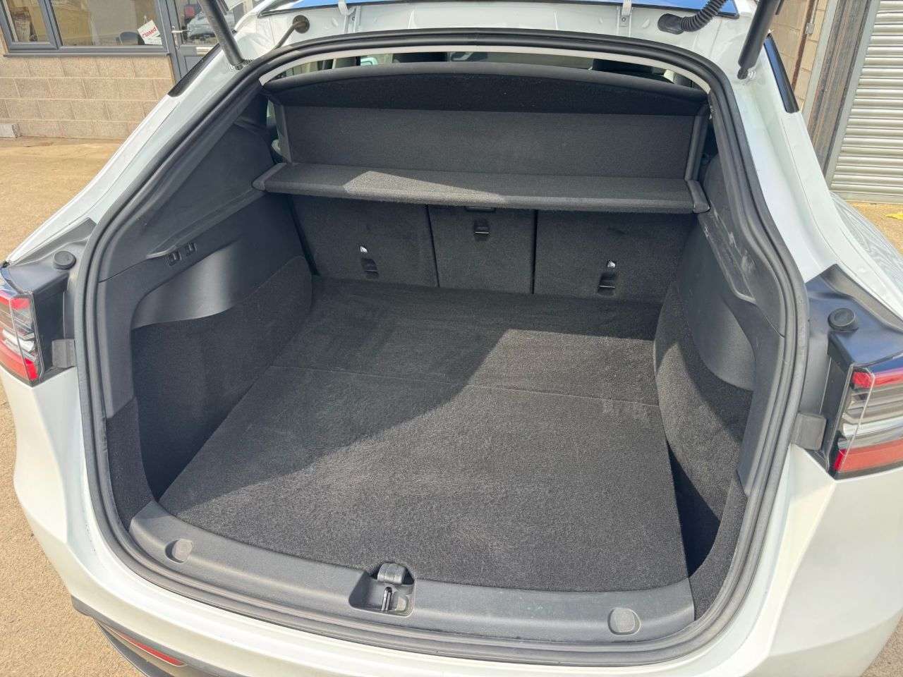 2023 TESLA MODEL Y 2023 TESLA MODEL Y