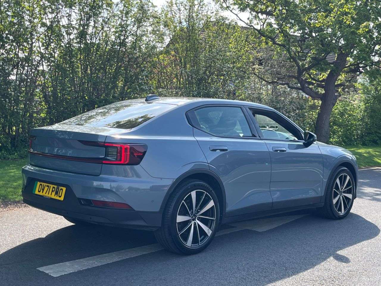 A 2021 POLESTAR POLESTAR 2 Single Motor 78kWh Long Range Fastback 5dr Electric Auto FWD (231 ps) A 2021 POLESTAR POLESTAR 2 Single Motor 78kWh Long Range Fastback 5dr Electric Auto FWD (231 ps)