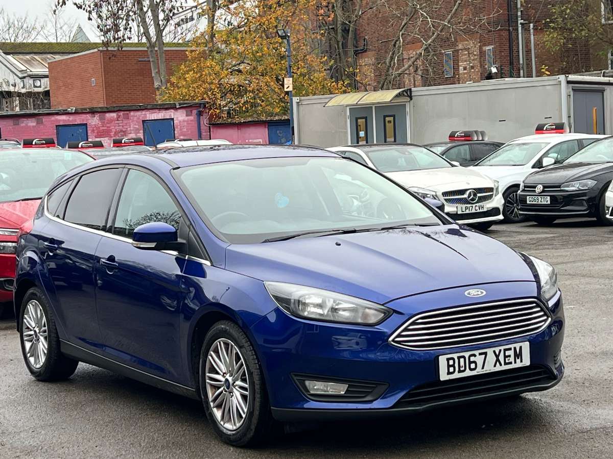 Check out this Ford Focus 2017 Petrol Manual
