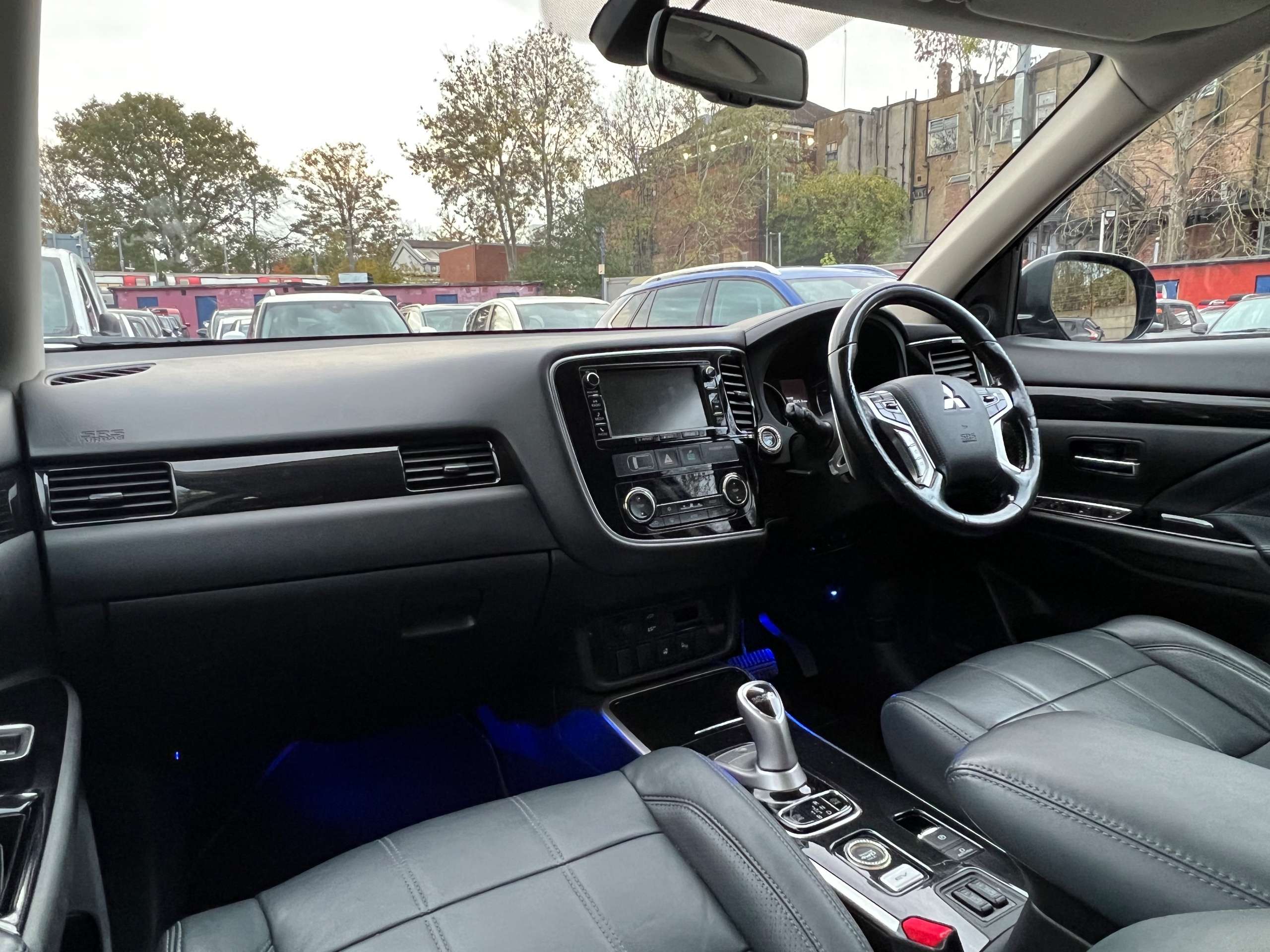 2017 MITSUBISHI OUTLANDER 2017 MITSUBISHI OUTLANDER