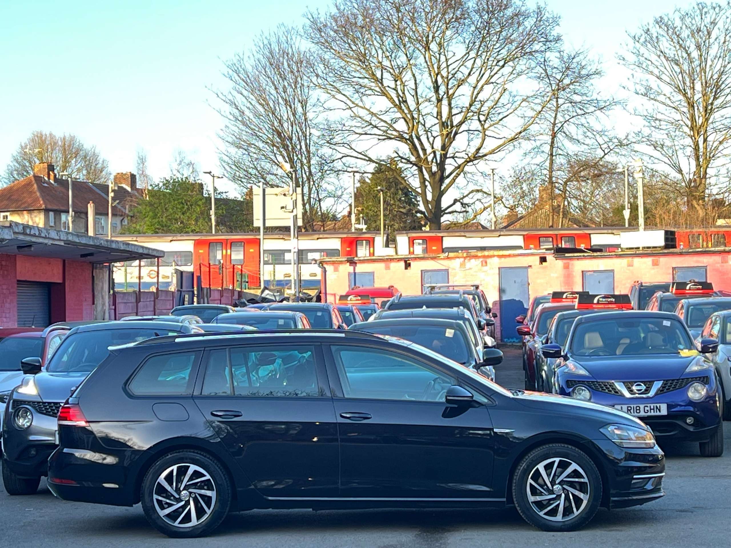 2019 VOLKSWAGEN GOLF 2019 VOLKSWAGEN GOLF