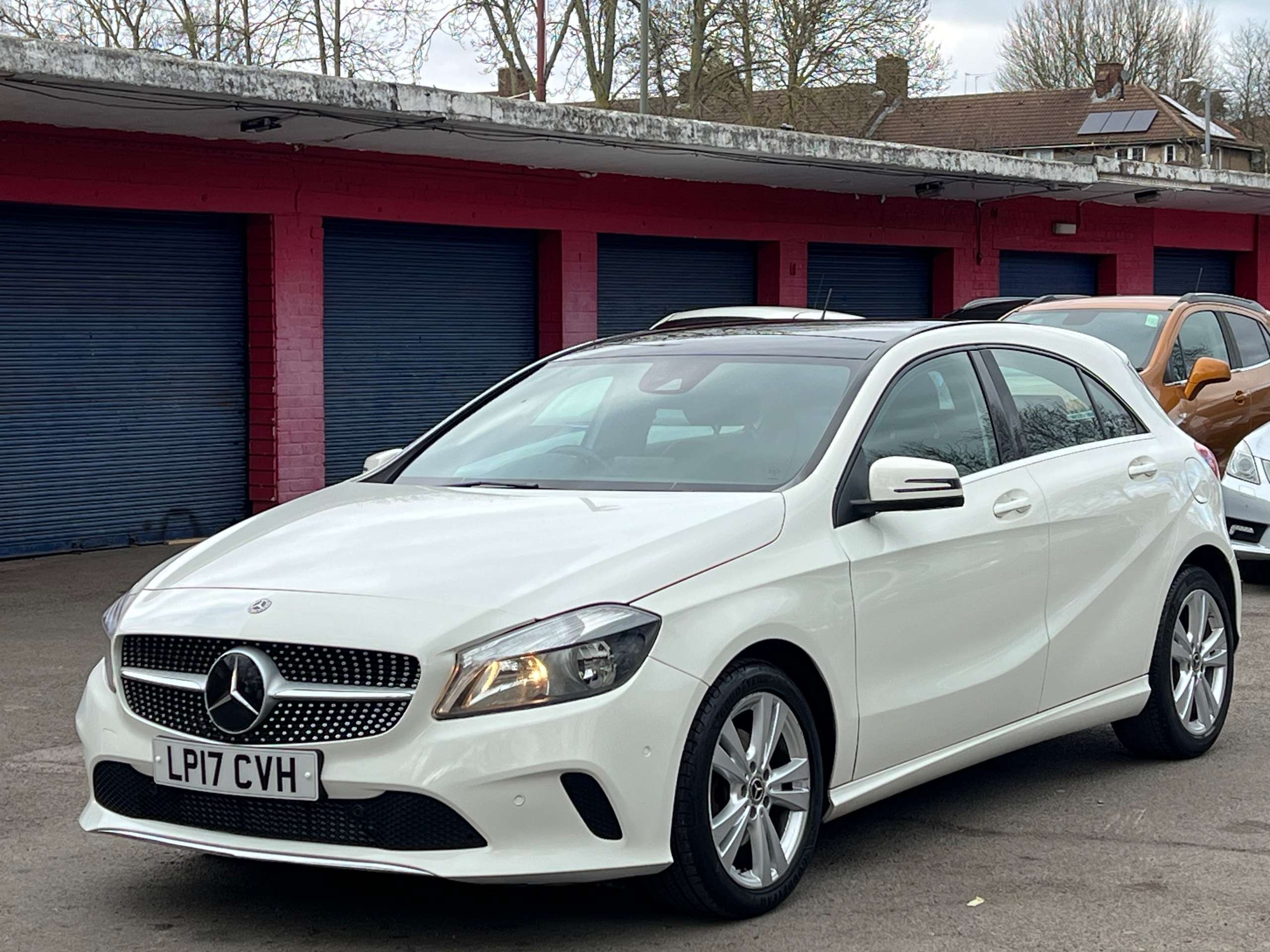 2017 MERCEDES-BENZ A CLASS 2017 MERCEDES-BENZ A CLASS