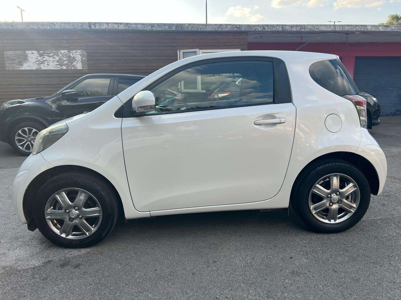 2014 TOYOTA IQ 2014 TOYOTA IQ
