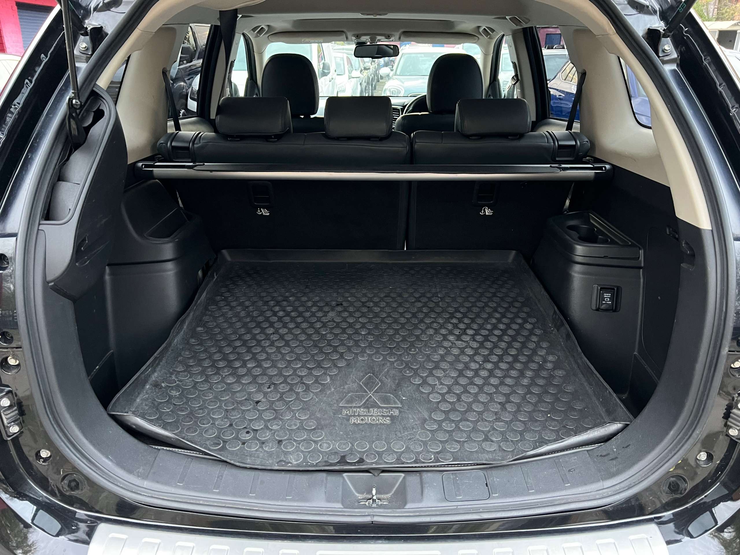 2017 MITSUBISHI OUTLANDER 2017 MITSUBISHI OUTLANDER