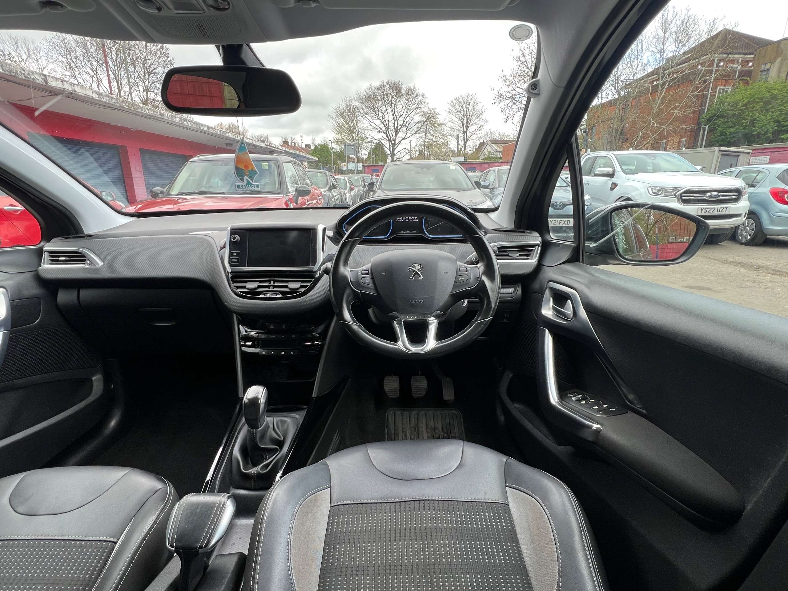 2018 PEUGEOT 2008 2018 PEUGEOT 2008