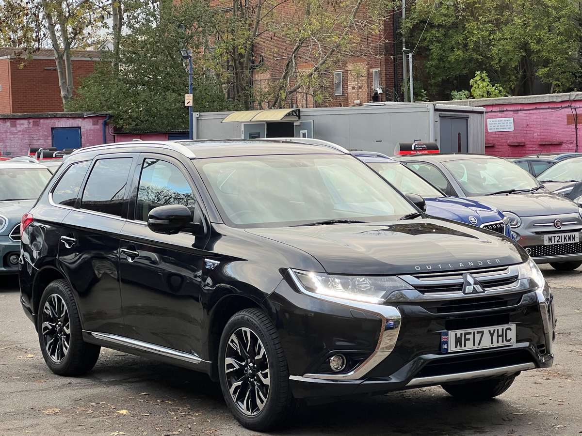 Check out this Mitsubishi Outlander 2017 Hybrid Electric Automatic