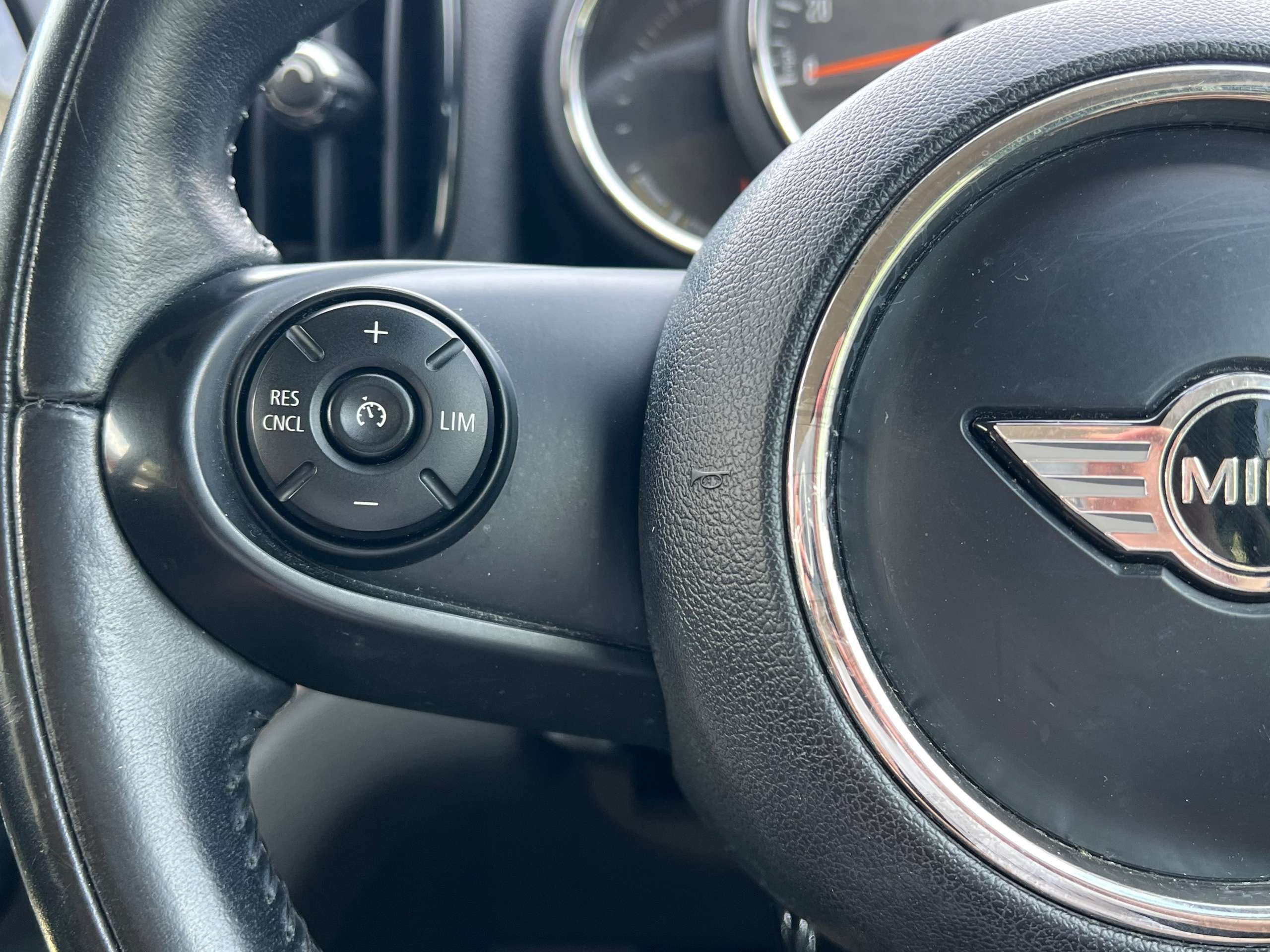 2017 MINI COUNTRYMAN 2017 MINI COUNTRYMAN