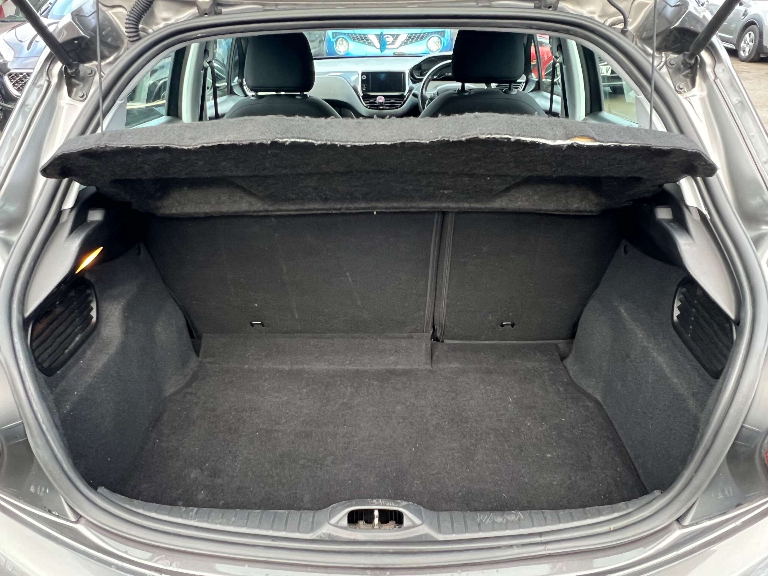 2018 PEUGEOT 208 2018 PEUGEOT 208