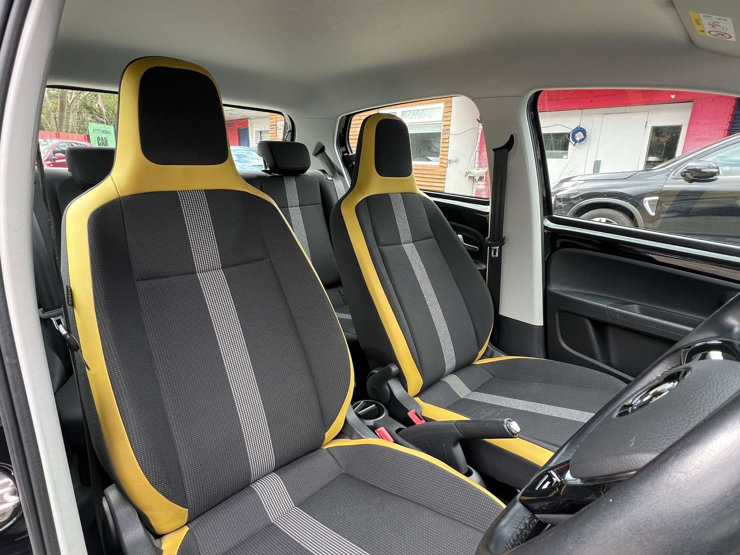 2020 VOLKSWAGEN UP! 2020 VOLKSWAGEN UP!