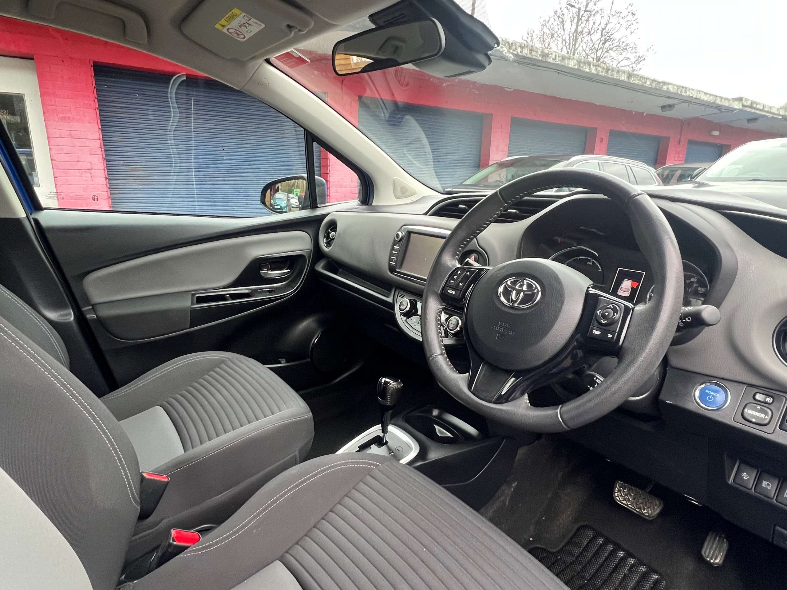2018 TOYOTA YARIS 2018 TOYOTA YARIS