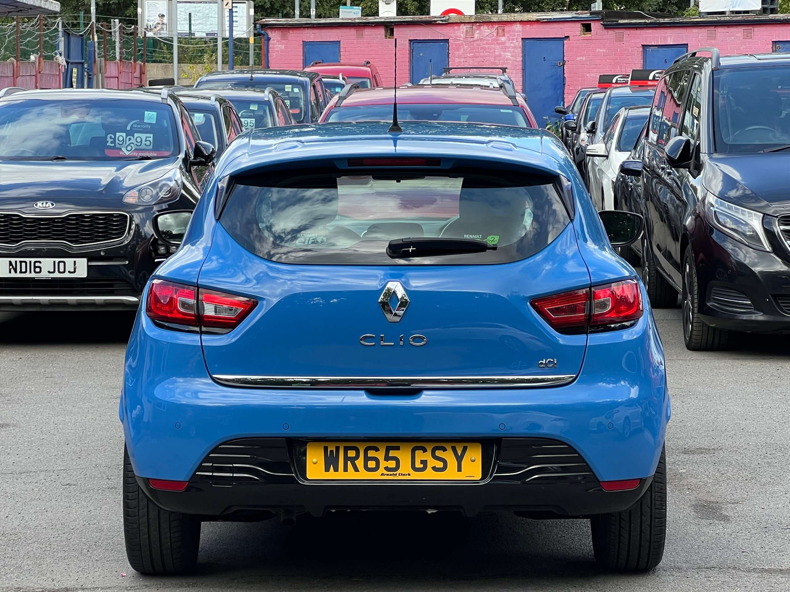 2015 RENAULT CLIO 2015 RENAULT CLIO