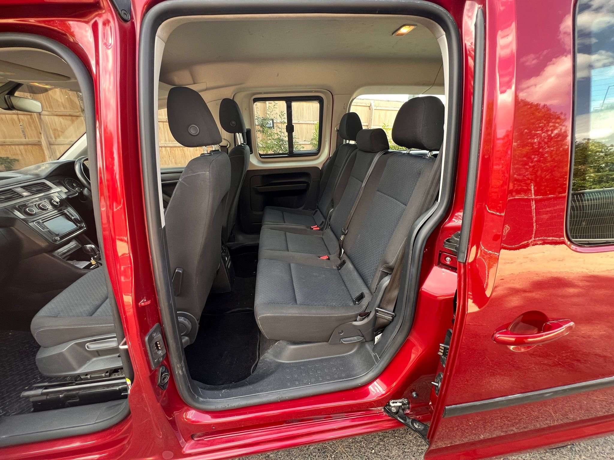 2020 VOLKSWAGEN CADDY MAXI LIFE 2020 VOLKSWAGEN CADDY MAXI LIFE