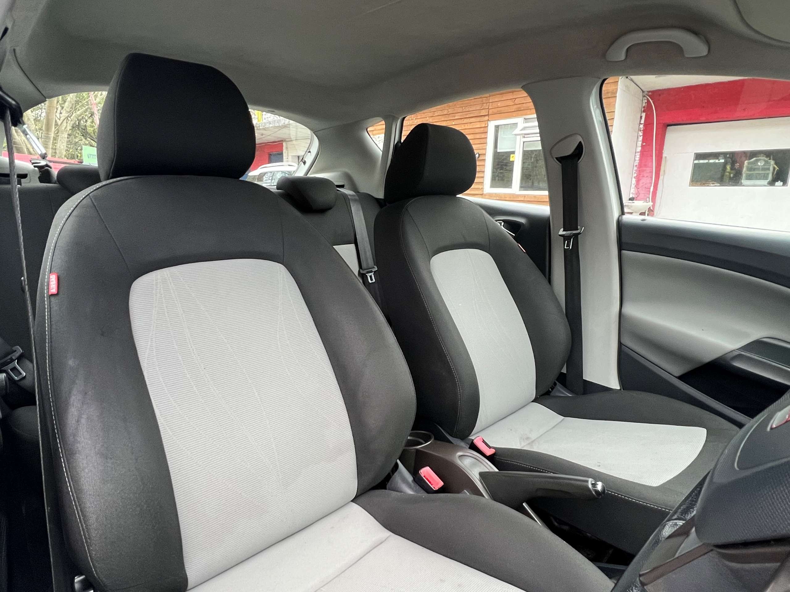 2013 SEAT IBIZA 2013 SEAT IBIZA