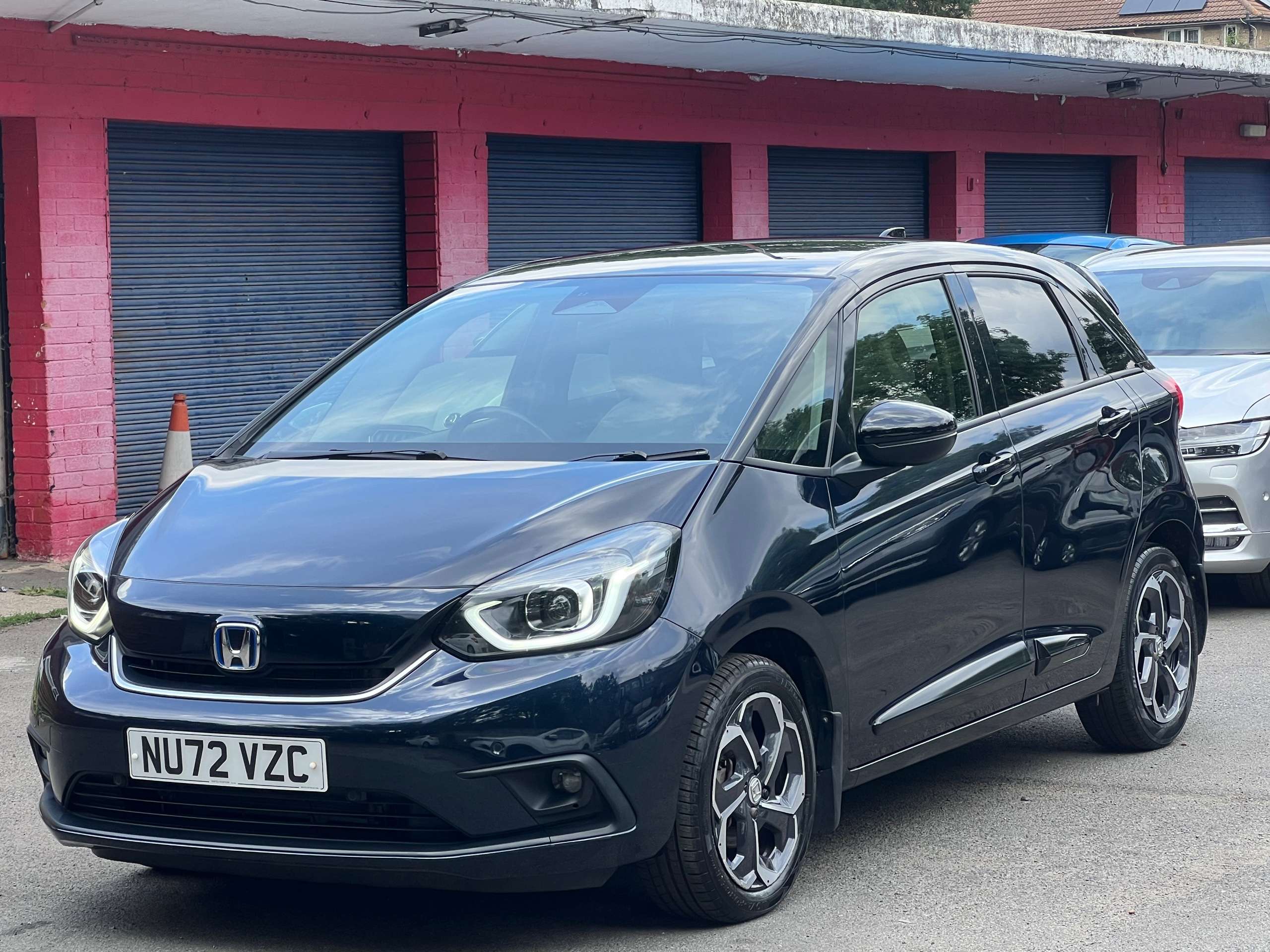 A 2022 HONDA JAZZ 1.5 h i-MMD EX Hatchback 5dr Petrol Hybrid eCVT Euro 6 (s/s) (109 ps) A 2022 HONDA JAZZ 1.5 h i-MMD EX Hatchback 5dr Petrol Hybrid eCVT Euro 6 (s/s) (109 ps)