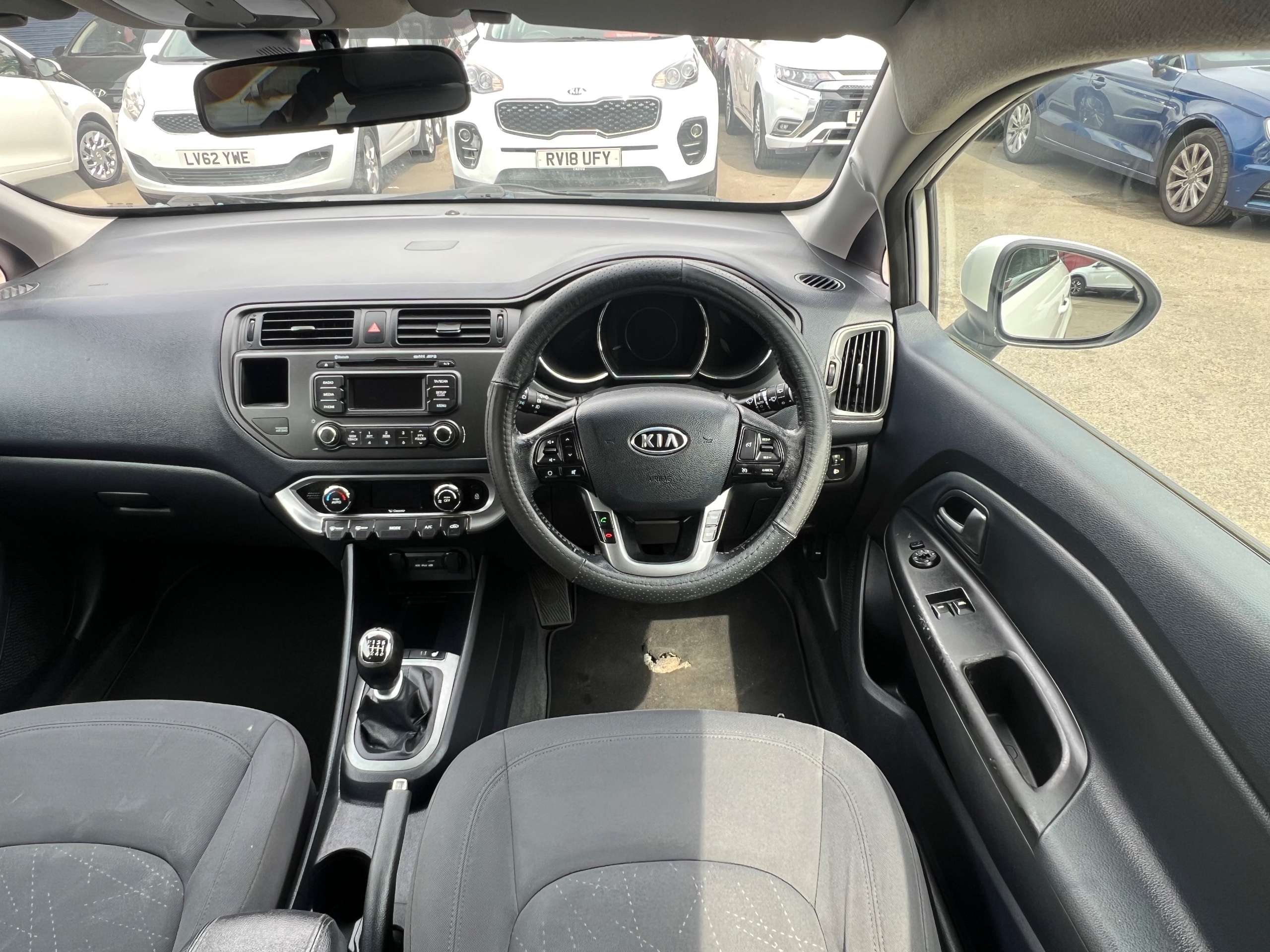 2012 KIA RIO 2012 KIA RIO