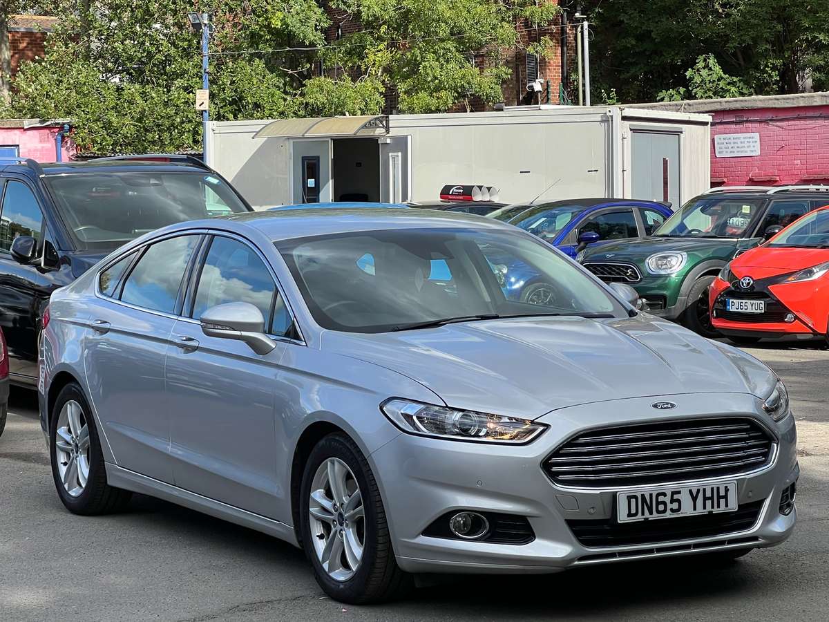 Check out this Ford Mondeo 2015 Petrol Manual