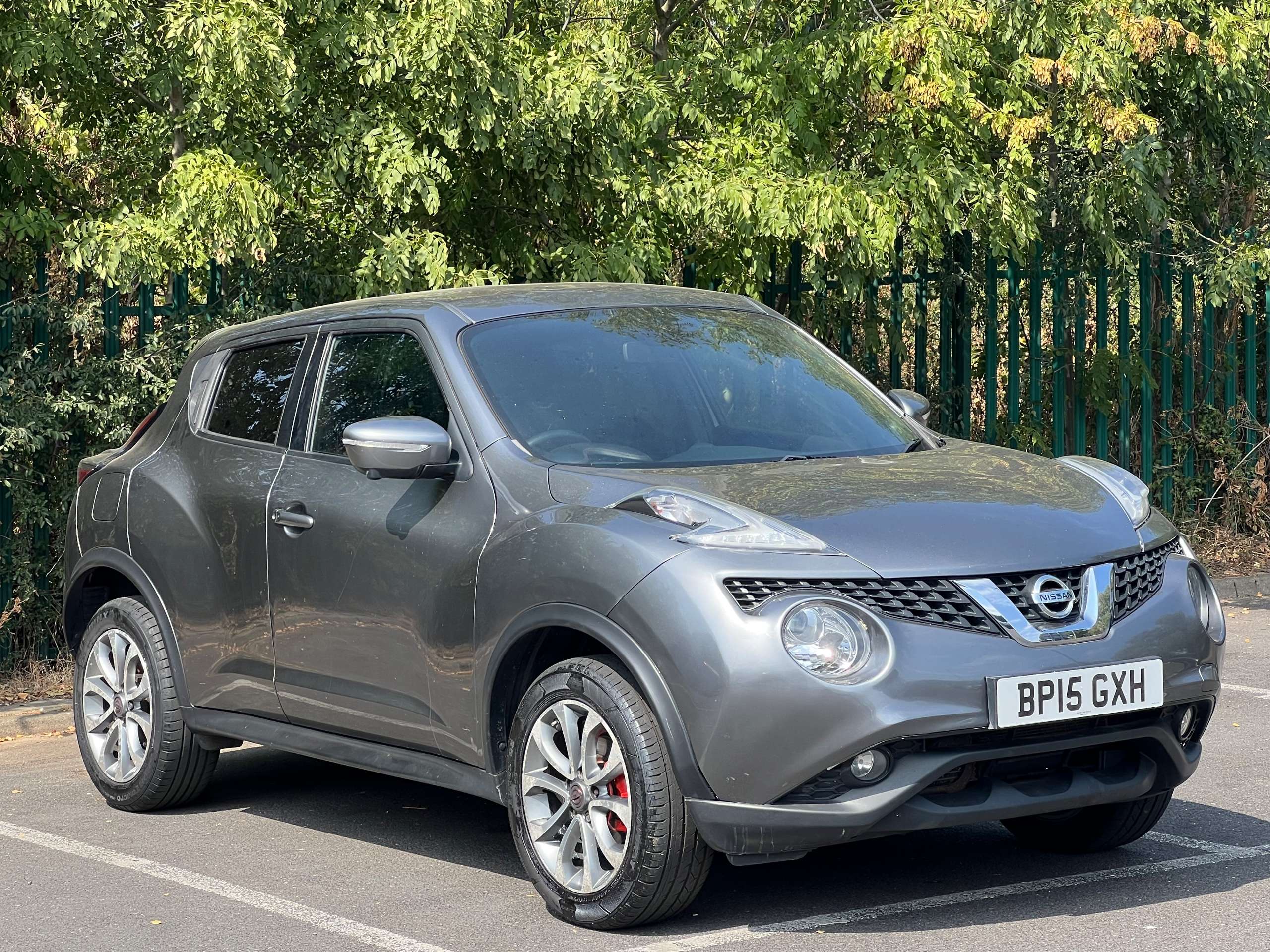 A 2015 NISSAN JUKE 1.6 Tekna SUV 5dr Petrol XTRON Euro 6 (117 ps) A 2015 NISSAN JUKE 1.6 Tekna SUV 5dr Petrol XTRON Euro 6 (117 ps)