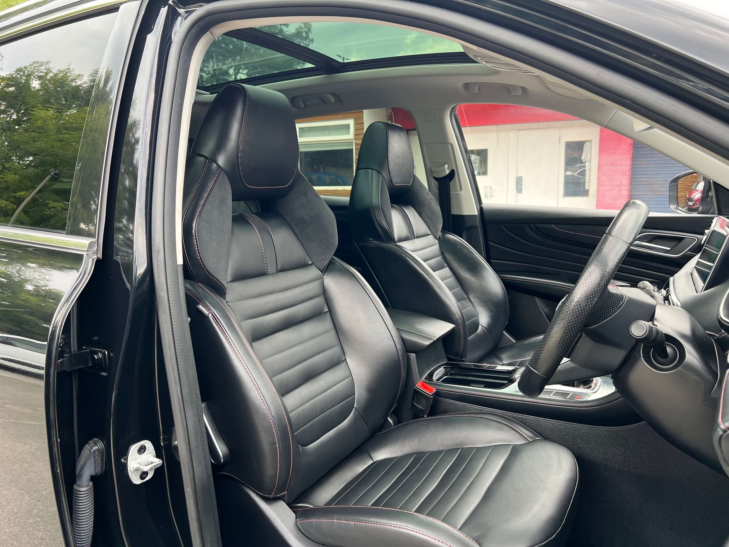 2022 MG HS 2022 MG HS