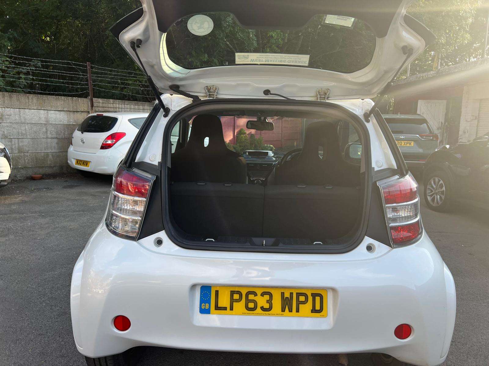 2014 TOYOTA IQ 2014 TOYOTA IQ