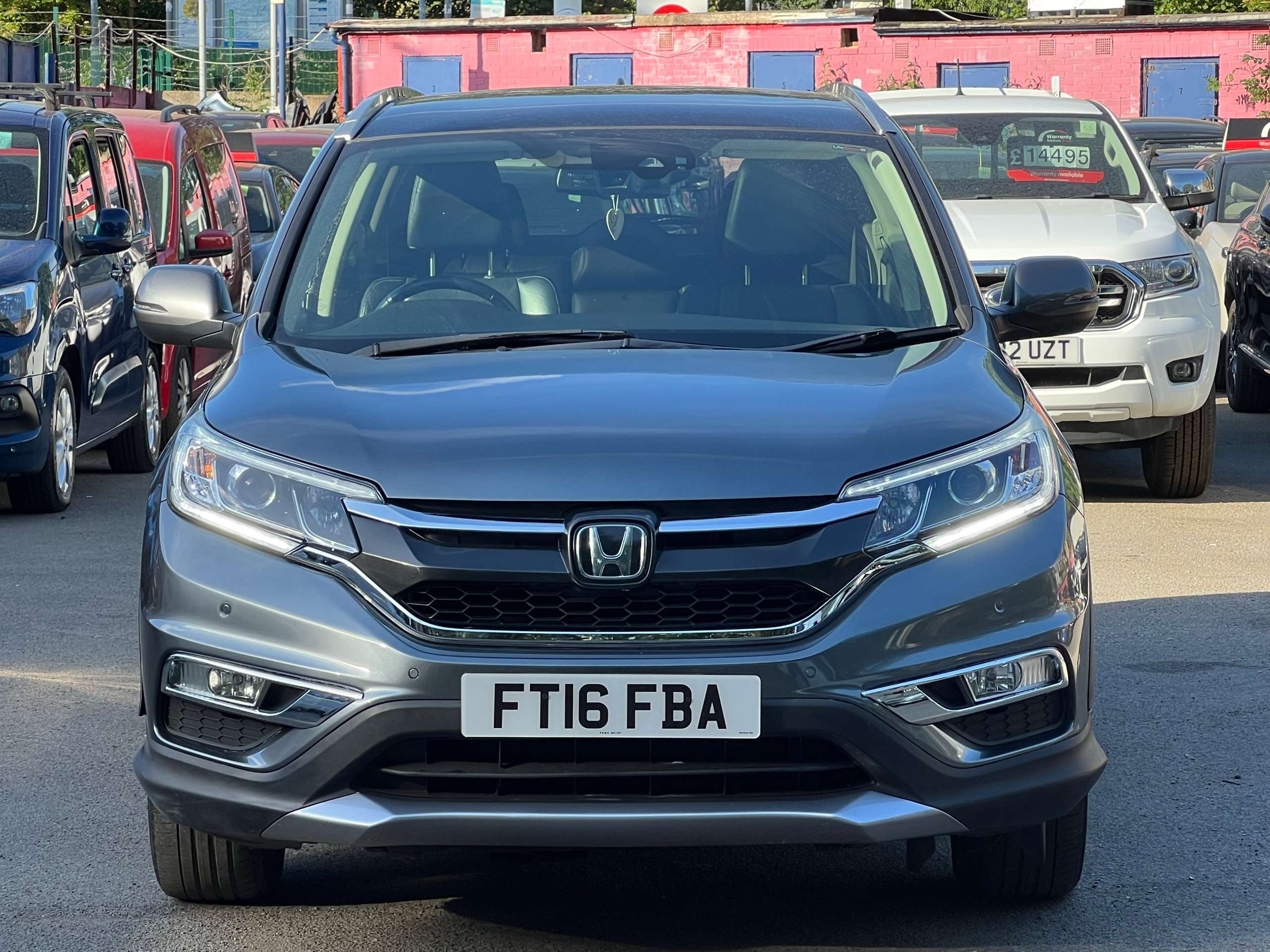 A 2016 HONDA CR-V 1.6 i-DTEC EX SUV 5dr Diesel Auto 4WD Euro 6 (160 ps) A 2016 HONDA CR-V 1.6 i-DTEC EX SUV 5dr Diesel Auto 4WD Euro 6 (160 ps)